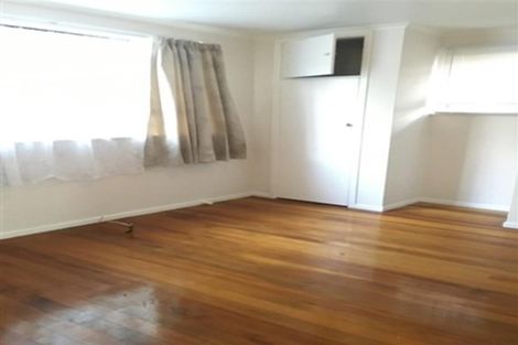 Photo of property in 26 Kingdale Road, Henderson, Auckland, 0610