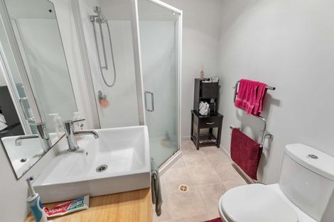 Photo of property in 4b Gadsby Place, Hamilton East, Hamilton, 3216