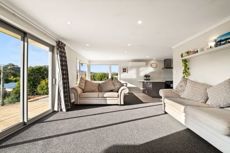 Photo of property in 15 Kennedy Road, Fairfield, Dunedin, 9018