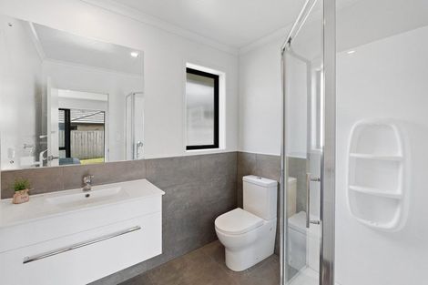 Photo of property in 4 Matawai Puna Drive, Pukekohe, 2120