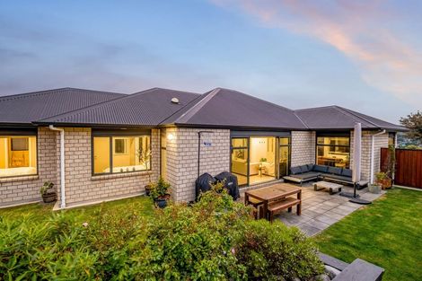 Photo of property in 21 Nelson Avenue, Aotea, Porirua, 5024