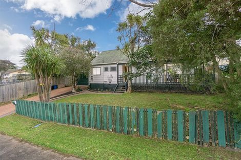 Photo of property in 4 Foley Place, Torbay, Auckland, 0632