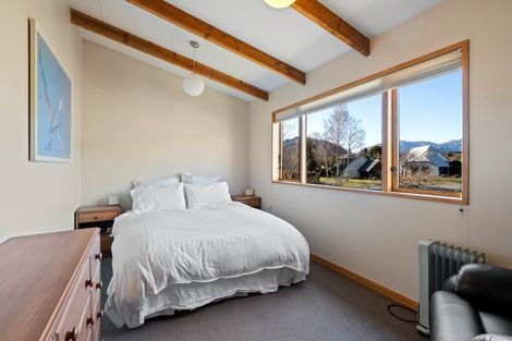 Photo of property in 127 Hunter Crescent, Wanaka, 9305
