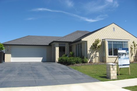 Photo of property in 11 Ruby Avenue, Northwood, Christchurch, 8051