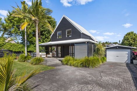 Photo of property in 44b Walton Street, Red Beach, 0932