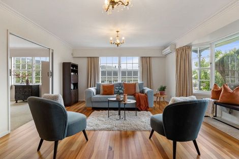 Photo of property in 71 Oriel Avenue, Tawa, Wellington, 5028