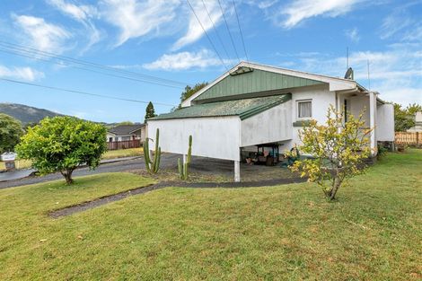 Photo of property in 21 Ford Avenue, Te Kamo, Kamo, 0112