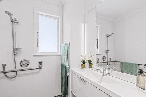 Photo of property in 14 Toi Street, Tawhero, Whanganui, 4501