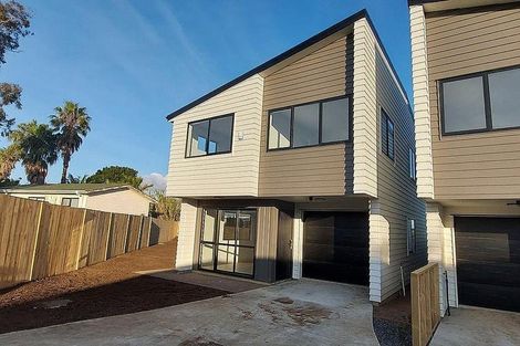 Photo of property in 29a Mackenzie Street, Te Atatu South, Auckland, 0610