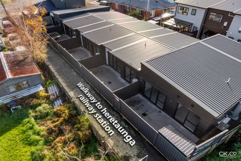 Photo of property in 22 Palmer Crescent, Silverstream, Upper Hutt, 5019