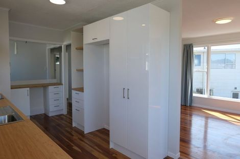 Photo of property in 132 Broderick Road, Johnsonville, Wellington, 6037