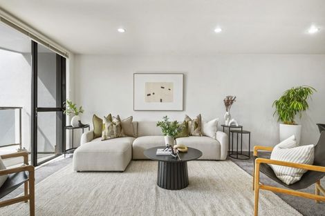 Photo of property in 3i/175 Hurstmere Road, Takapuna, Auckland, 0622