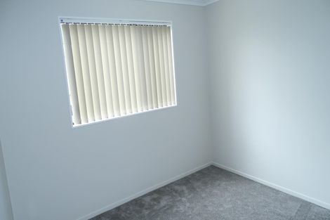 Photo of property in 8b Cambridge Road, Manurewa, Auckland, 2102