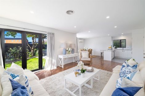 Photo of property in 57 Wairakei Road, Bryndwr, Christchurch, 8052