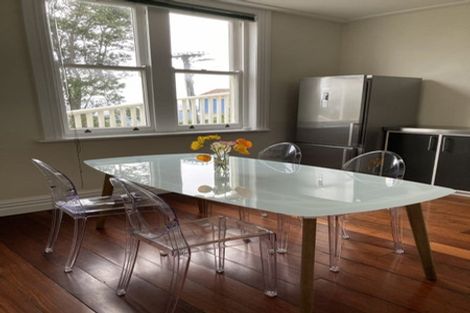 Photo of property in 18 Central Terrace, Kelburn, Wellington, 6012