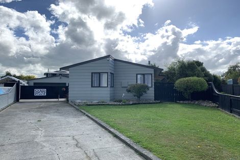 Photo of property in 11 Hilton Grove, Kelvin Grove, Palmerston North, 4414