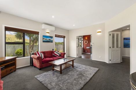 Photo of property in 8 Carmichael Street, Johnsonville, Wellington, 6037