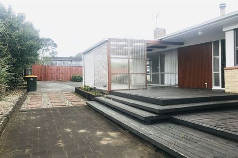 Photo of property in 345 Pakuranga Road, Pakuranga Heights, Auckland, 2010