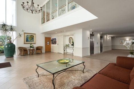 Photo of property in 10/12 Maunganui Road, Mount Maunganui, 3116