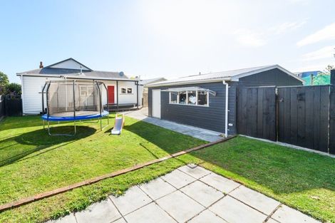 Photo of property in 84 Featherston Street, Takaro, Palmerston North, 4412