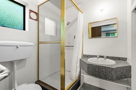Photo of property in 582 Peninsula Road, Kelvin Heights, Queenstown, 9300