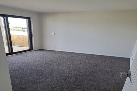Photo of property in 20 Rorotu Avenue, Karaka, 2113