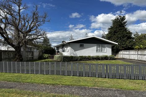 Photo of property in 59 Karen Crescent, Dinsdale, Hamilton, 3204