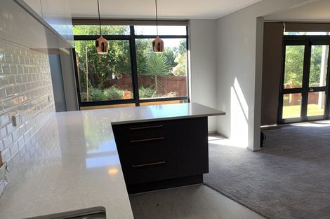 Photo of property in 4/3 Erewhon Place, Birkdale, Auckland, 0626