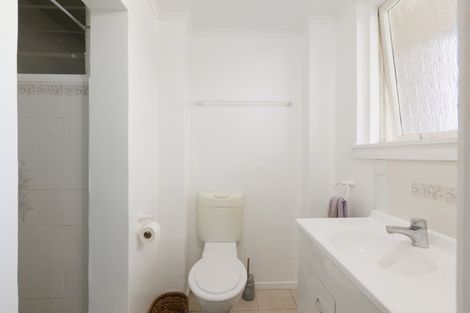 Photo of property in 4 Mana Street, Otumoetai, Tauranga, 3110