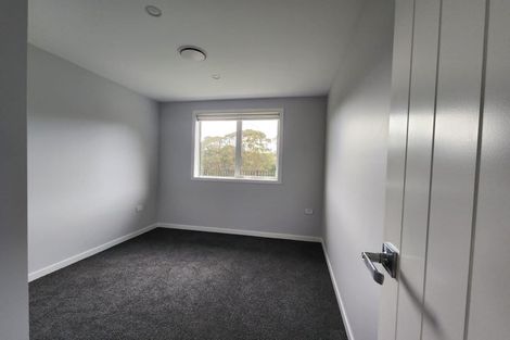 Photo of property in 12 Topsail Way, Whitby, Porirua, 5024
