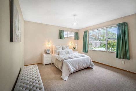 Photo of property in 216 Grahams Road, Burnside, Christchurch, 8053