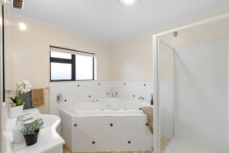 Photo of property in 6 Claremont Rise, Levin, 5510