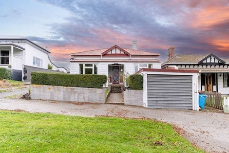 Photo of property in 14 Memorial Avenue, Parkside, Timaru, 7910