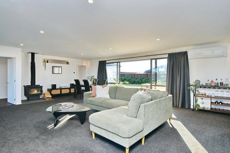 Photo of property in 3 Merino Crescent, Amberley, 7410