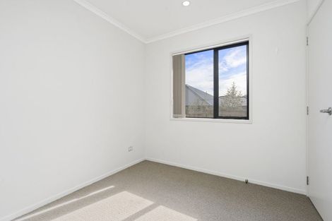 Photo of property in 12a Frederick Place, Whalers Gate, New Plymouth, 4310