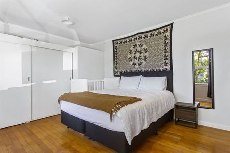 Photo of property in 28 Forest Hill Road, Henderson, Auckland, 0612