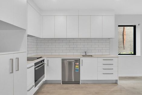 Photo of property in 25/g01 Potter Avenue, Northcote, Auckland, 0627