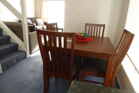 Photo of property in 50f9 Darlington Road, Miramar, Wellington, 6022