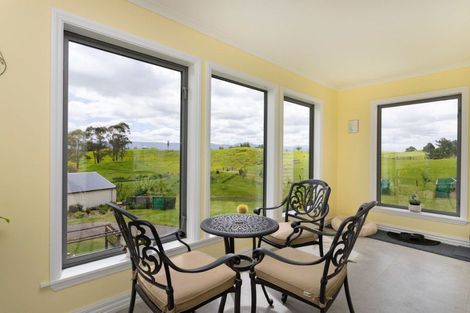 Photo of property in 47 Knight Road, Dannevirke, 4976