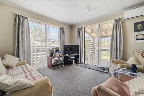 Photo of property in 13 Garrick Place, Pukehangi, Rotorua, 3015