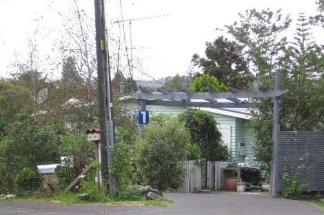 Photo of property in 4/49 Lancaster Road, Beach Haven, Auckland, 0626