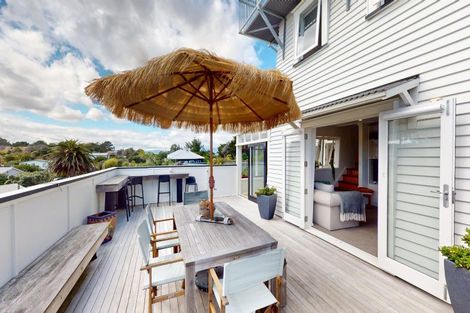 Photo of property in 112 Kahukura Avenue, Waitarere Beach, Levin, 5510