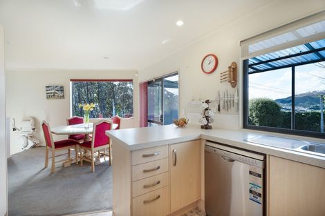 Photo of property in 1a Chester Road, Tawa, Wellington, 5028