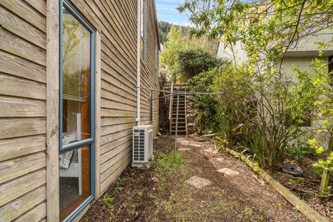 Photo of property in 16a Dart Place, Fernhill, Queenstown, 9300