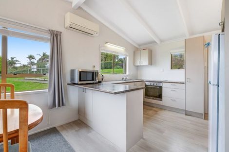 Photo of property in 4 Fidelis Avenue, Snells Beach, 0920