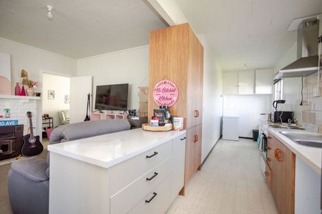 Photo of property in 24 Thyra Street, Dannevirke, 4930
