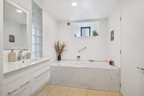 Photo of property in 35 Taharepa Road, Hilltop, Taupo, 3330