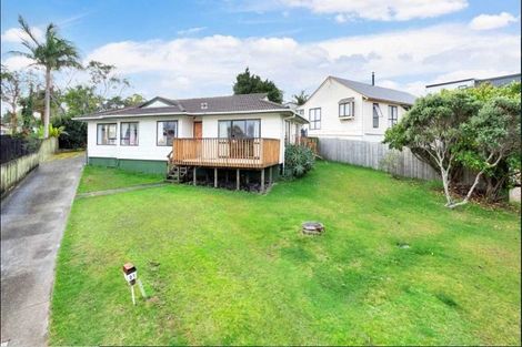 Photo of property in 21 Crosby Road, West Harbour, Auckland, 0618