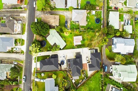 Photo of property in 5 Crystal Avenue, Glendene, Auckland, 0602