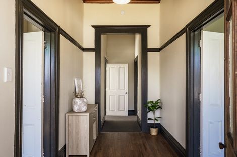 Photo of property in 102 Mcgrath Street, Napier South, Napier, 4110